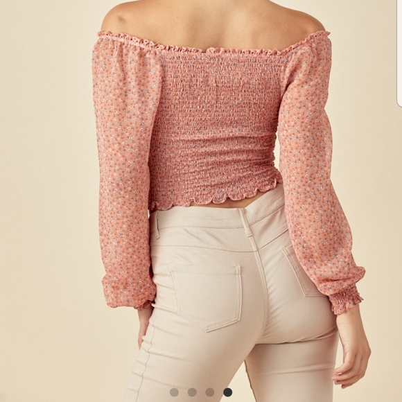 Floral Blouse - Picture 4 of 4